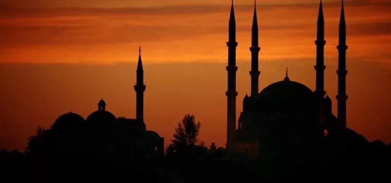 ÜÇ AYLAR DUASI, TESBİH VE ZİKİRLERİ Üç aylar tesbihine nasıl başlanır? Recep ayının ilk günü hangi tesbihler ve zikirler çekilir?