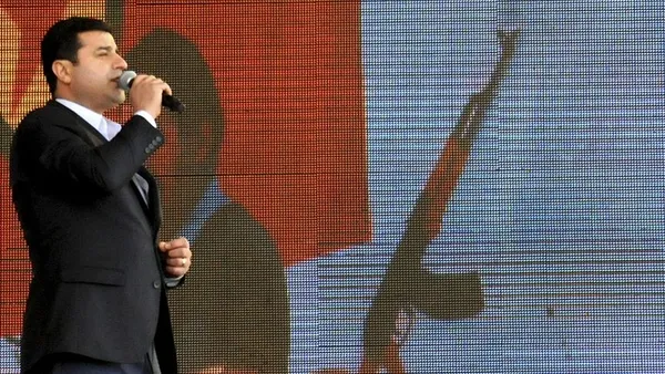 CHP’li Aykut Erdoğdu Selahattin Demirtaş sözleri sonrası geri adım attı