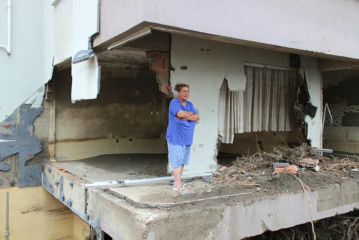 "Artık AK Partiliyim" diyen afetzede Nurten Özçelik'e Ekşi Sözlük'te nefret kustular: Keşke sele kapılsaydın - 1