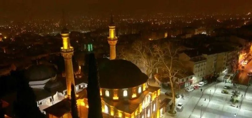 Bursa'nın Emirsultan Mahallesi'nde yüzyıllardır davul çalmak yasak! Davulcuların korkudan "Pilava, pilava" diyerek sahura kaldırıyorlar