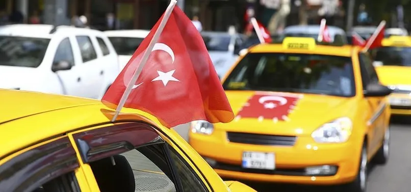 Aracını tankın altına süren taksiciye yeni otomobil