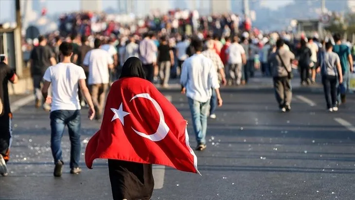 Dakika dakika 15 Temmuz! Türkiye'nin en karanlık gecesinde yaşananlar...