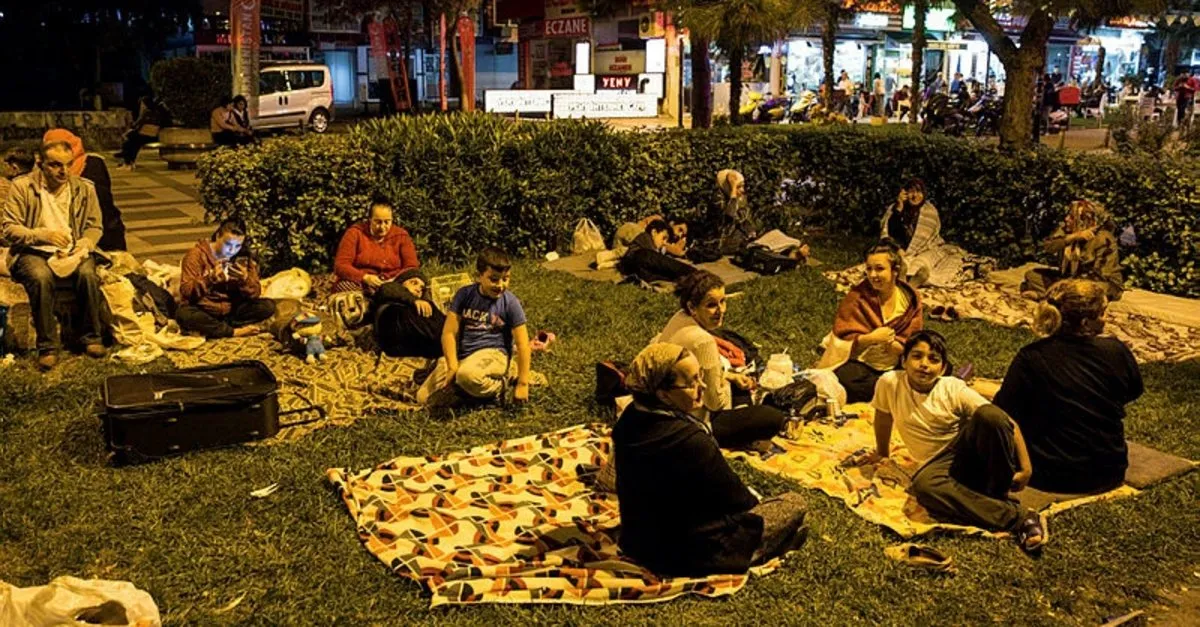 Istanbul Da Bu Gece Deprem Olur Mu Bu Gece Deprem Olacak Mi Deprem Uzmanlari Yorumladi