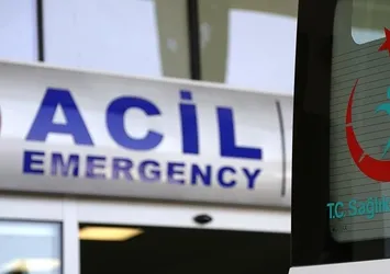 Adana'da işçi servisi devrildi: 15 yaralı