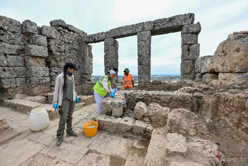 Sillyon Antik Kenti'nde bulundu! Binlerce yıl öncesine ait 2