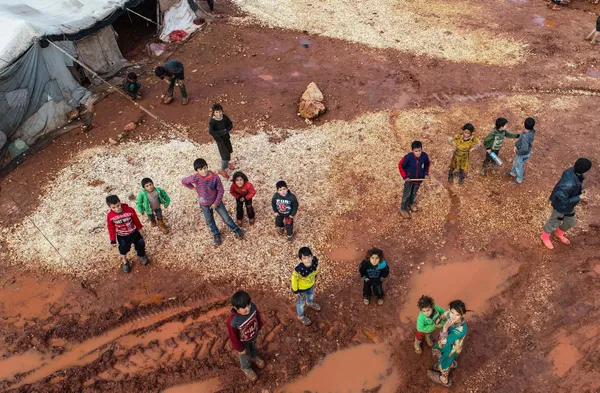 Esad rejimi Halep’e saldırdı: Aynı aileden çocukları öldürdü