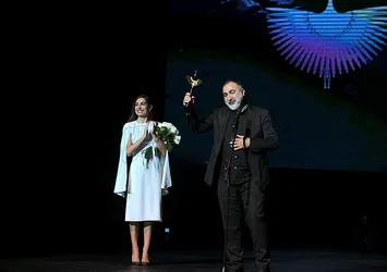 En iyi film ödülü Yıldız Tozu’nun