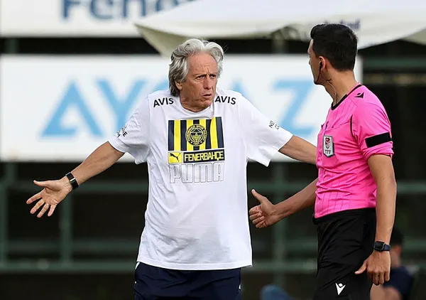 Fenerbahçe’nin yıldızlarına teklif var