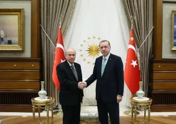 Cumhurbaşkanı Erdoğan, MHP Genel Başkanı Bahçeli'yi kabul etti