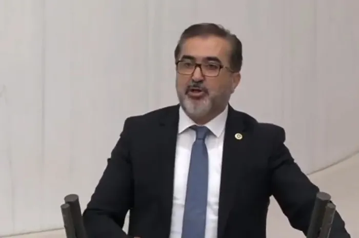 basibos-kopek-duzenlemesinde-ilk-5-madde-meclisten-gecti-otanaziye-atifta-da-var-gorusmelere-chp-dem-sabotaji-1722246381664.jpeg AK Parti İstanbul Milletvekili Adem Yıldırım