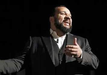 Ölüm tehditleri alan Fransız komedyenden Başkan Erdoğan'a açık mektup! Siyasi sığınma talebinde bulundu