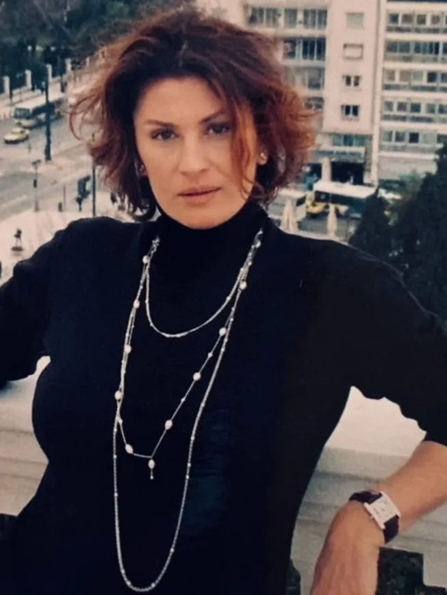 yesilcamin-ok-kirpikli-guzeli-gulsen-bubikoglu-son-haliyle-hayran-birakti-1774013641220.jpg Yeşilçam’ın ok kirpikli güzeli Gülşen Bubikoğlu son haliyle hayran bıraktı - 1