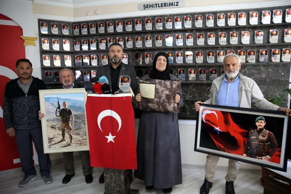 1683265474113.jpg İyi Parti’nin o videosuna şehit ailesi isyan etti: Bu kepazeliğe son verin - 3