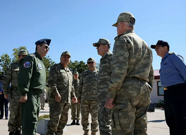 Genelkurmay Başkanı Orgeneral Hulusi Akar, Van'da