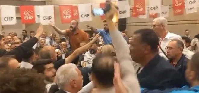 CHP il kongreleri boks ringine döndü! Tekmeler ve masalar havada uçuyor! CHP yandaşı medyası kızgın: Sizin neyinize oy vereceğiz?