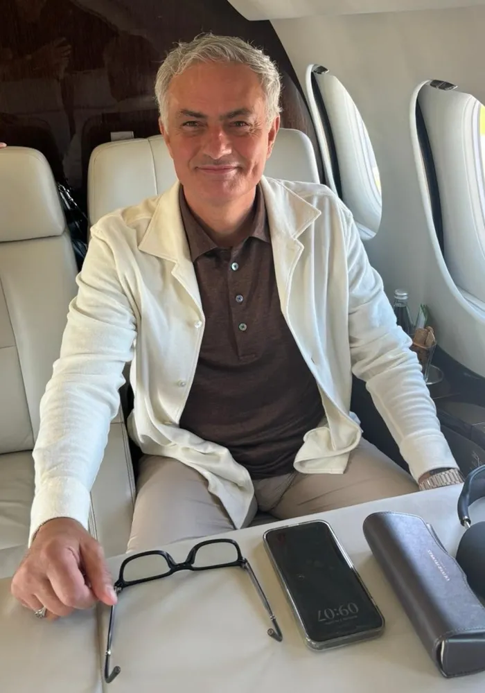 Jose Mourinho imzayı attı! Fenerbahçe’nin başına efsane hoca...