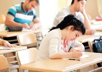 ‘Hormonlu not’ veren özel okula kapatma cezası
