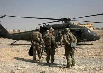 Son dakika: Afganistan'da iki ABD askeri öldürüldü