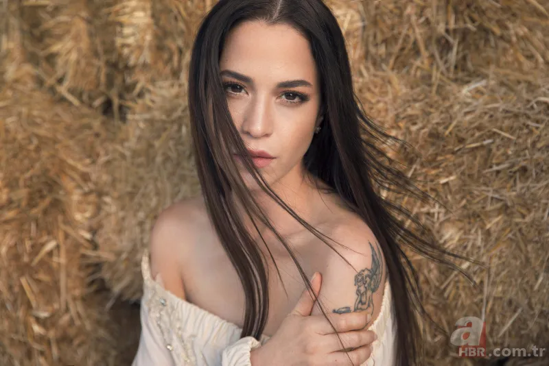 Şarkıcı ve oyuncu Zeynep Doruk dehşeti yaşadı! Köpekler saldırdı: Yüzü tanınmaz hale geldi 9