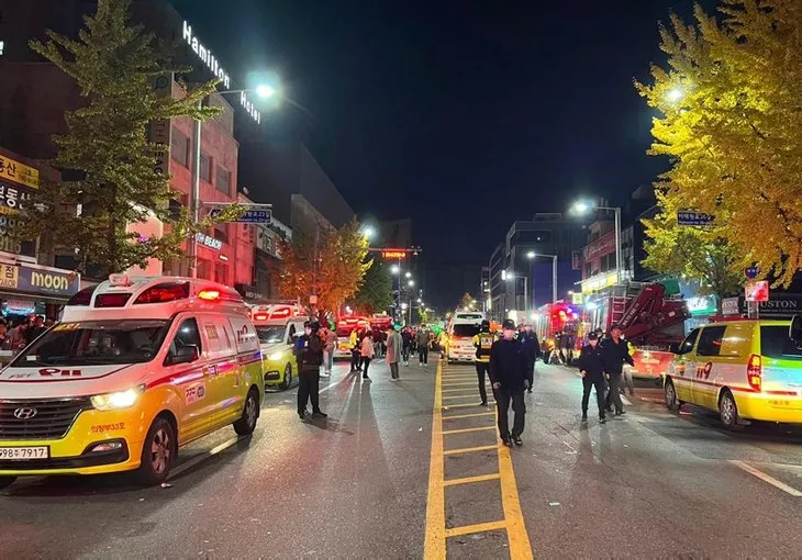 Güney Kore’de Cadılar Bayramı izdihamı! Ölü veya yaralananlar arasında Türk vatandaşı var mı?