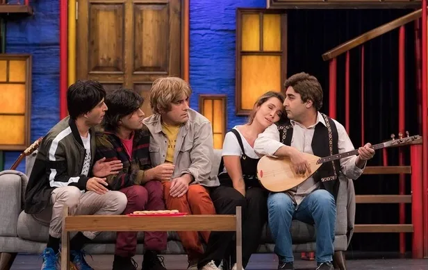 guldur-guldur-onur-buldu-ayrildi-mi-2022-guldur-guldur-showun-bilali-onur-buldu-kimdir-kac-yasinda-nereli-1660737215305.jpg Güldür Güldür Onur Buldu ayrıldı mı? 2022 Güldür Güldür Show'un Bilal'i Onur Buldu kimdir, kaç yaşında, nereli? - 5