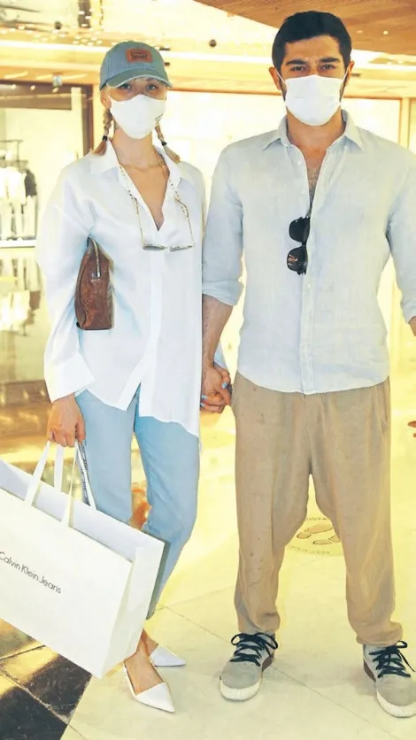 burak-deniz-ve-didem-soydanin-ayrilik-nedeni-ortaya-cikti-1635055405249.jpg Burak Deniz ve Didem Soydan aşkı bitti! Ayrılık nedeni ortaya çıktı - 3