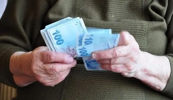 Emekliye ‘ek’li maaş 1.782 lira