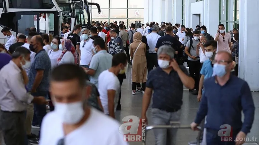 Aşısız toplu taşımaya binmek yasak mı? Otobüs, uçak, tren ve seyahat için PCR testi zorunlu mu? 1