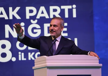 Bakan Hakan Fidan'dan Suriye açıklaması: Yaptırımlar kalksın altyapısı yeniden kurulsun diye çalışıyoruz