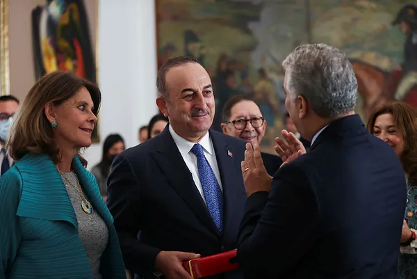 Son dakika: Dışişleri Bakanı Mevlüt Çavuşoğlu’dan Panama’da önemli temaslar: Latin Amerika ve Karayipler Parlamentosu Başkanı ile görüştü