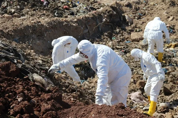 kan-donduran-suphe-22-gundur-bulunamayan-irakli-sally-coplukte-araniyor-1632490173341.jpg Kan donduran şüphe! 22 gündür bulunamayan Iraklı Sally çöplükte aranıyor! - 1