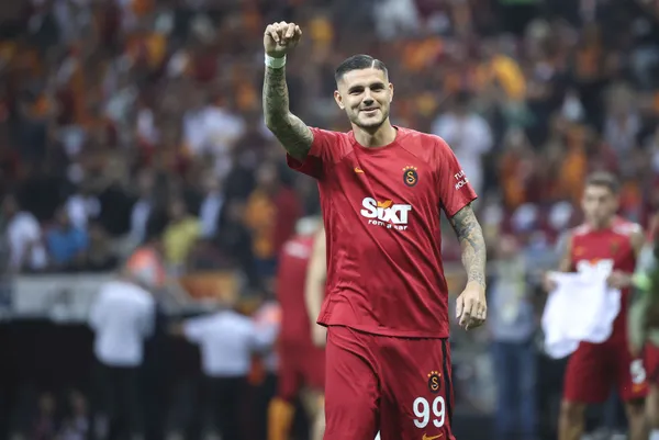 1663880916817.jpg Galatasaray'da Icardi'ye büyük şok! Eşi Wanda Nara'dan ayrılık kararı... Sosyal medya hesabından duyurdu - 1