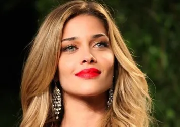 Victoria's Secret meleği evlendi!