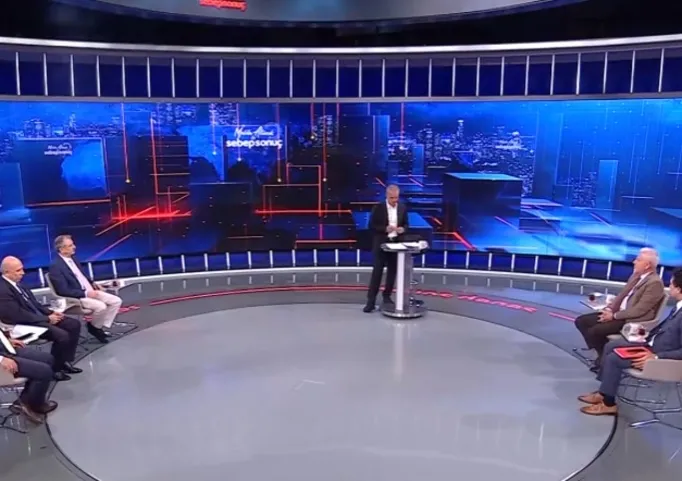AK Parti'ye transferde sırada kim var?