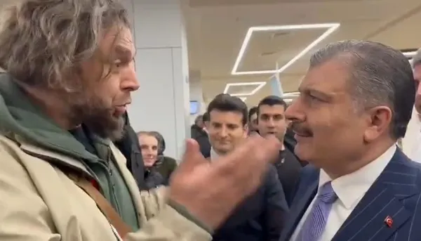 portekizden-geldi-cam-sakurada-bakan-kocaya-dua-etti-size-ne-kadar-dua-etsem-azdir-1672525280396.jpg Portekiz'den geldi Çam Sakura'da Bakan Koca'ya dua etti: Lizbon'daki doktorlar da 'harika' diyor - 2