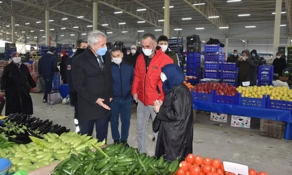 icisleri-bakanligindan-pazar-yerlerine-iliskin-son-dakika-genelgesi-81-ile-gonderildi-1620146982098.jpg İçişleri Bakanlığından pazar yerlerine ilişkin son dakika genelgesi! 81 ile gönderildi - 8