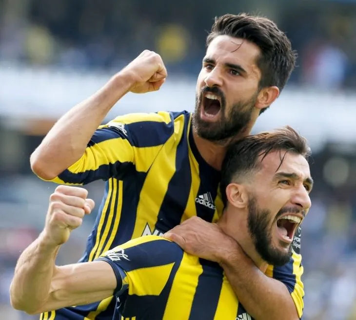 Fenerbahçe - Aytemiz Alanyaspor karşılaşmasından kareler