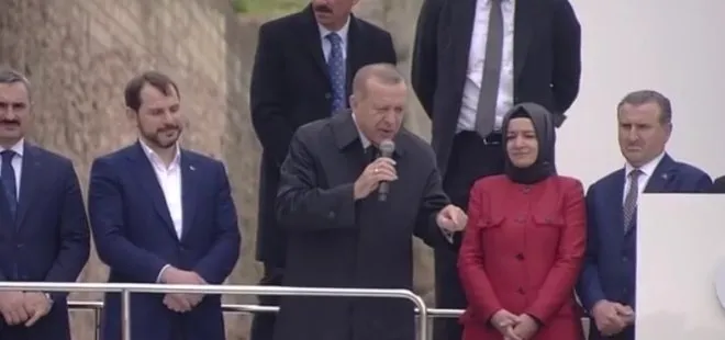 Cumhurbaşkanı Erdoğan Fatih İlçe Kongresi’nde konuştu