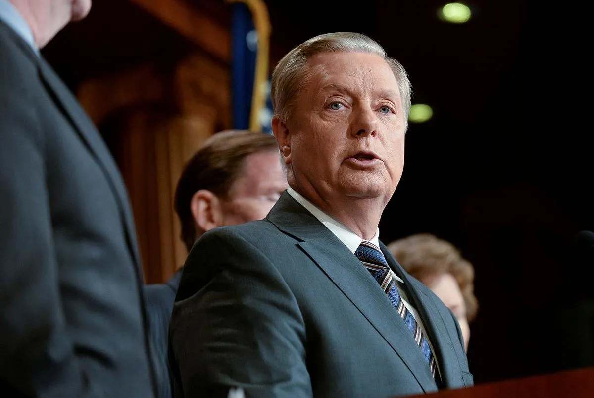 Lindsey Graham ağzındaki baklayı çıkardı: "Bir numaralı hedefimiz İsrail'i korumak"