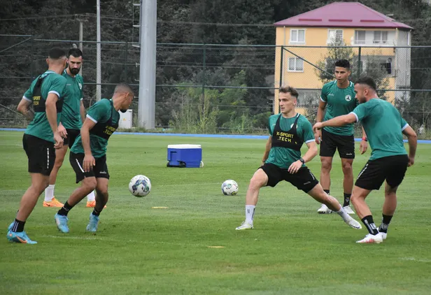 galatasaray-giresunspor-maci-ne-zaman-saat-kacta-2022-gs-giresunspor-maci-hangi-kanalda-muhtemel-11ler-1660304285904.jpg Galatasaray Giresunspor maçı ne zaman, saat kaçta? 2022 GS Giresunspor maçı hangi kanalda? Muhtemel 11'ler - 4