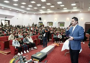 AK Parti İBB adayı Murat Kurum'dan anket mesajı: Nisan gelecek İstanbullunun dertleri bitecek