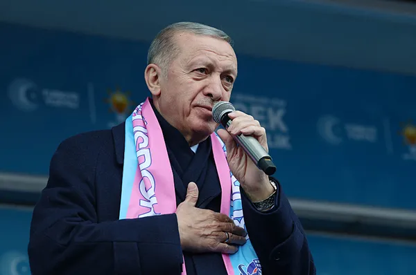 Başkan Erdoğan’dan Isparta ve Burdur’da önemli açıklamalar: Enflasyon düştükçe emekliye ve işçiye yansıtacağız