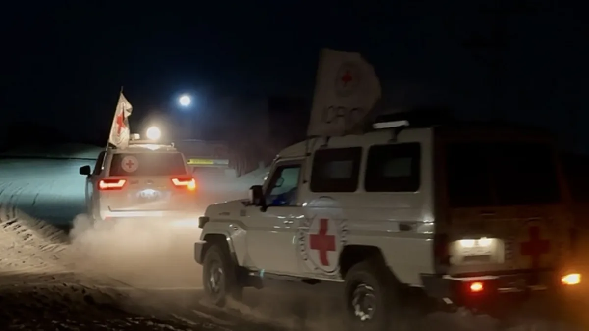 Hamas bir esirin cesedini Kızılhaç'a teslim etti