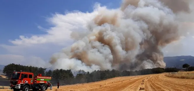 Bolu’da yangın kontrol altına alındı! Ekiplerin soğutma çalışmaları devam ediyor