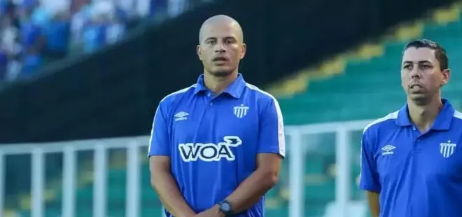 Avai’de teknik direktör Alex de Souza ile yollar ayrıldı