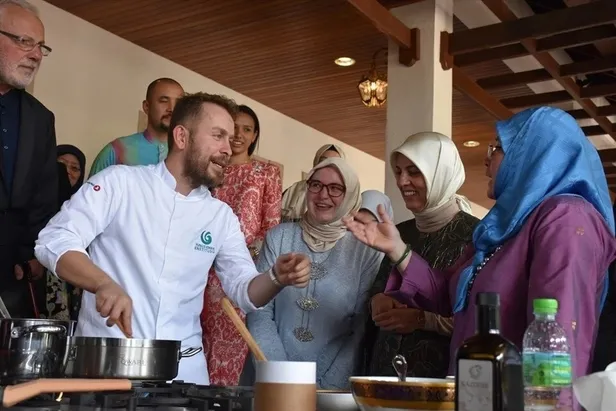 Ömür Akkor kimdir, kaç yaşında? Ömür Akkor Masterchef’e mi katılacak?