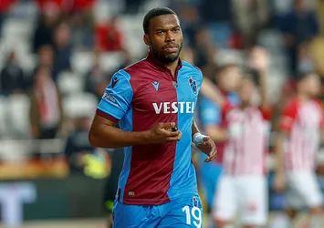 Sturridge yine asistleriyle alkış aldı
