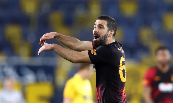 Arda Turan Galatasaray’da kalacak mı?