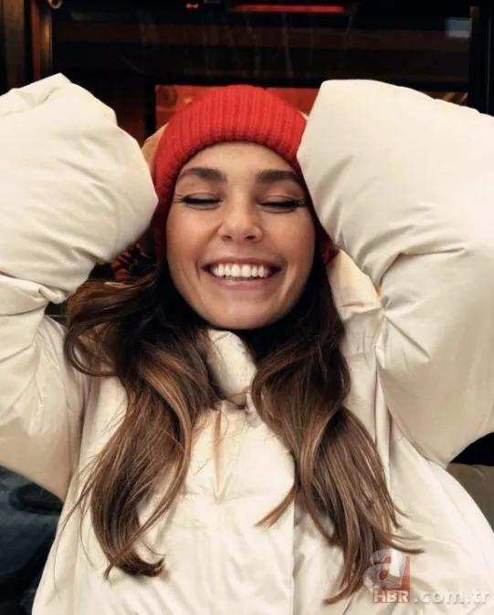 Aslı Enver'in minik kızı Elay'ın son haline bakın! Anne-kız deniz keyfinde! O görüntüler ilgi odağı oldu 4