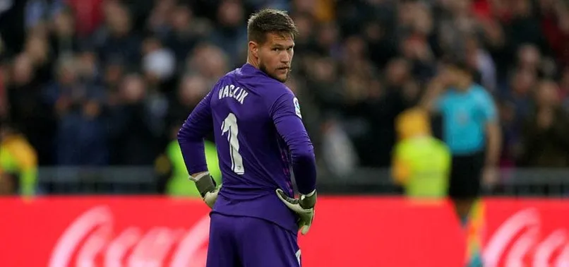 Beşiktaş'ta Ersin Destanoğlu gidiyor Tomas Vaclik geliyor!